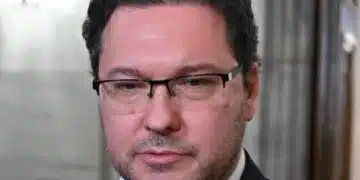 Даниел Митов категоричен: Оставката ми не стои на дневен ред 3