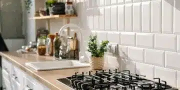 Как да обновите кухнята в нает апартамент: 10 прости и евтини идеи за под 100 евро 1