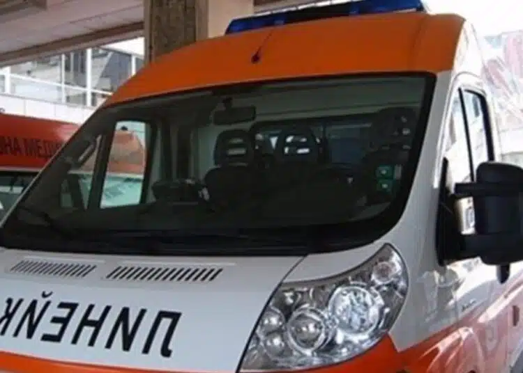 Дете на 6 годинки е с опасност за живота след настъпило ПТП 1