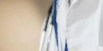 Заради незаконно разпространение на метадон, задържаха двама лекари 1