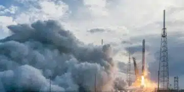Полетът до Марс е под въпрос: Ракетата на Илон Мъск отново експлодира по време на тестове 1