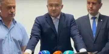Задържаха 5 души заради нечовешко отношение към възрастни хора, какво се знае 11