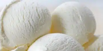 Минимум съставки — максимален вкус: след този домашен сладолед, никога повече няма да си купите сладолед от магазина 4