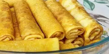 Вкусни и меки палачинки (налистници) с извара. Пълнежът е нежен и ефирен 2