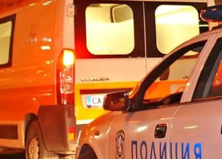 Огромна трагедия! В Разград автомобил се заби в заведение и погуби трима души 1