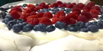 Вкусен десерт Павлова за всеки повод 3