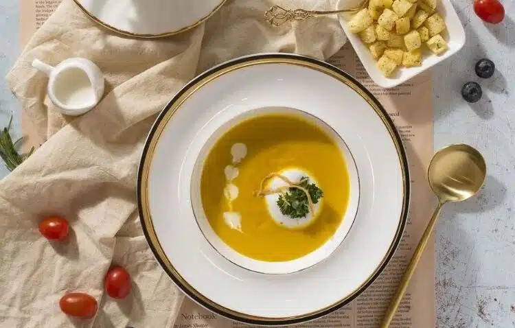 Какво да добавите към граховата супа за вкус: само една съставка, която ще промени всичко 1