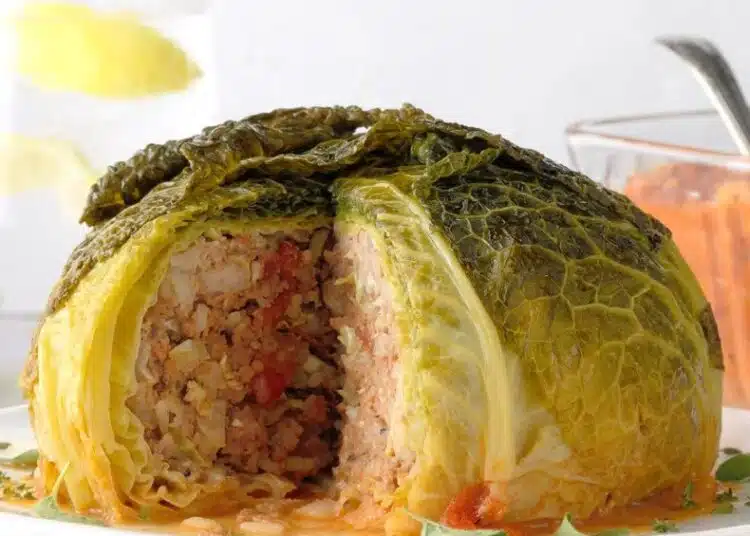 Пълнено зеле с кайма и ориз, вкус и аромат, който не се забравя! 1
