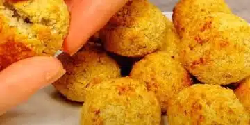 Вкусни лакомства без захар и брашно. Здравословни бисквитки от минимум продукти: Много проста рецепта 6