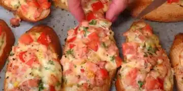 Тази закуска ще зарадва всички. Сандвич пица за деца и възрастни: вкусна топла за 10 минути 5