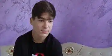 След 3 дни му предстои операция, той е само на 12 и се бори с автоимунно заболяване – да помогнем! 8