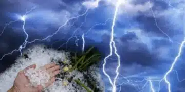 Внимание! Синоптиците казаха, че до часове излива много дъжд в тези населени места у нас 2