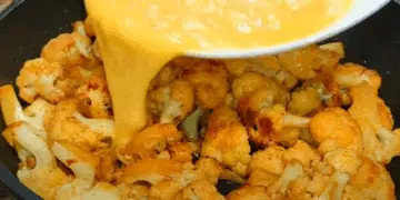 Приготвя се за 15 минути и изчезва за секунди! Рецепта с карфиол, която е най-новият хит сред домакините 8