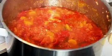 Ароматът на лятото посред зима! Нека приготвим „Ловна“ салата от чушки и домати: рецепта без консерванти 14