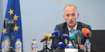 От ноември тази година, се очаква забрана за телефони в училищата у нас! 1