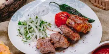 Сочно печено месо за лятна вечеря: ще се топи в устата ви 1