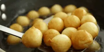 Най-лесният и бърз начин за приготвяне на домашни мини понички 1