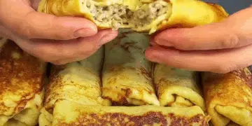 Нежни, сочни, с хрупкава коричка: палачинки от тиквички с месо, които ще се превърнат в хита на вашата сутрин! 5