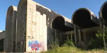 Тъжна гледка! В Банкя резиденцията на Тодор Живков тъне в пълна разруха, а собственик е държавата 1