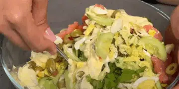 Салата "В топ 10" от зелеви остатъци: бърза, вкусна и празнична. Рецептата ще изненада дори гастрономите 1