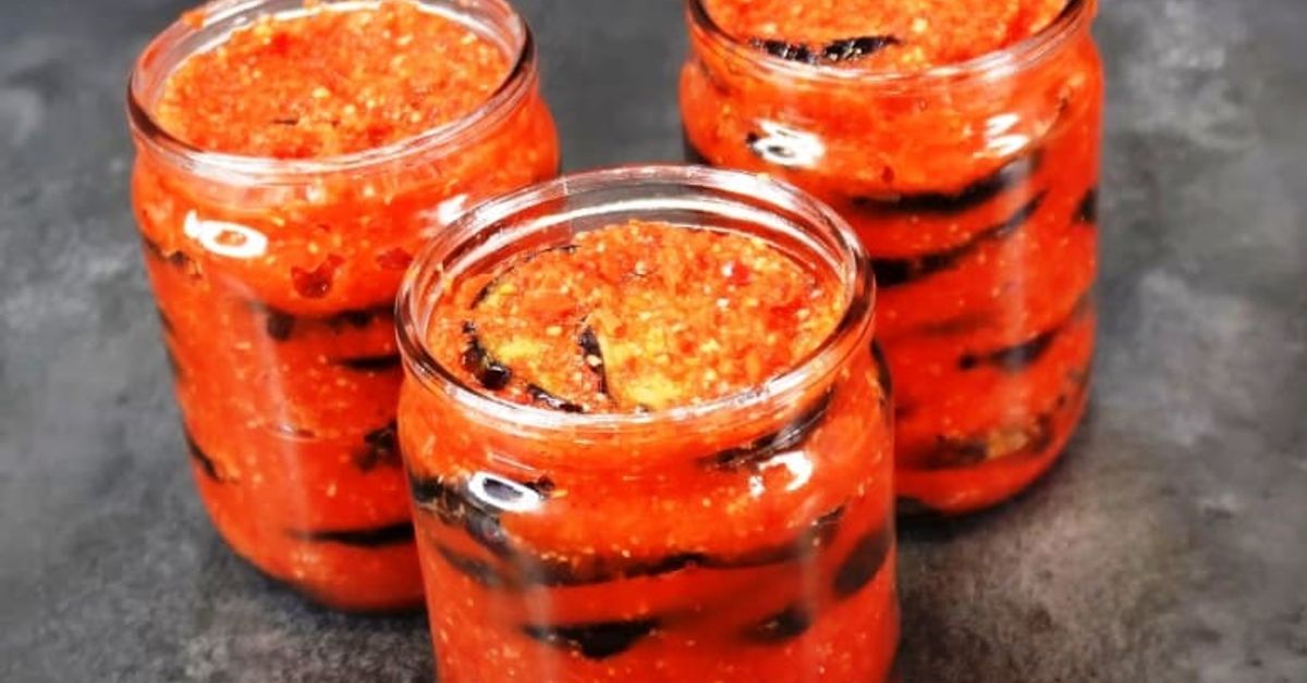 Легендарни бабини патладжани: лесни за приготвяне, вкусни! Домашна зимнина в буркани: червен сос от чушки и слоеве патладжан