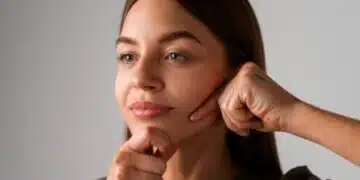Тези 5 ефективни начина ще ви помогнат да се справите с двойна брадичка: Знаехте ли за тях? 1