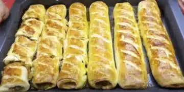 Вкуснотия за вечеря: само 300 г кайма и 3 чаши брашно. Сочни месни рулца, които се топят в устата 5