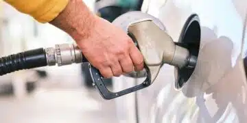 Ще се вдигнат ли цените на горивата заради нов закон? 3