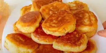 Перфектни ябълкови палачинки: хрупкави отвън, крехки отвътре. Рецепта за тези, които ценят времето и вкуса 3
