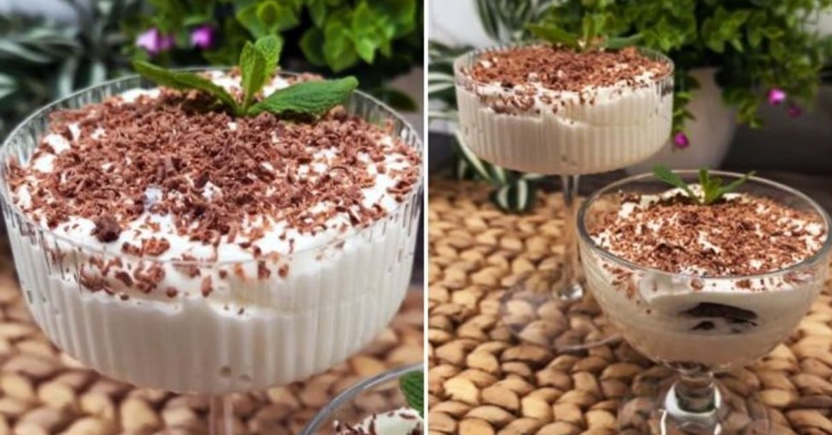Вкус на детството: Рецепта за невероятен десерт със заквасена сметана и сини сливи Апетитни кремообразни десерти с настърган шоколад и мента в стъклени чаши.