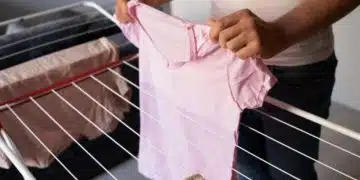 Сушене на дрехи на сушилня.