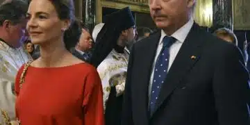Развод в семейството на Сакскобургготски - най-малкият син вече не е със съпругата си 6