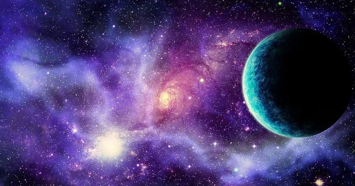 Учени с невероятно откритие – планета около четири пъти по-масивна от Земята е годна за живот Космически пейзаж с голяма тюркоазена планета и цветна галактика.