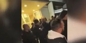 Близки и приятели на семейството на Красимир на протест пред СДВР 8
