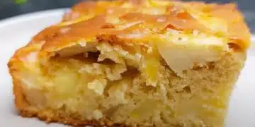 Тайната на бабината вкусотия: повече ябълки, по-малко тесто – и резултат, който всички ще харесат! 1