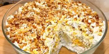 Салата с пилешко и орехи