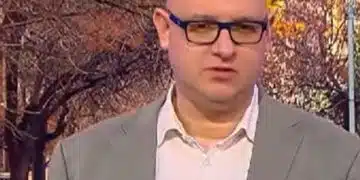 Синдикалист: При тази огромна администрация защо хората търсят помощ от изкуствен интелект? 1