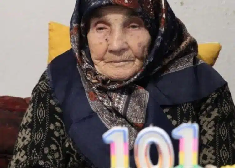 Тайната на дълголетието според 101-годишната баба Емине 1
