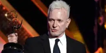 Отиде си актьорът Антъни Гиъри, поклон! 11