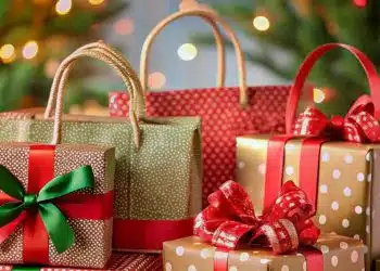 Коледни изненади на съдбата: 🎁 5 зодии, които ще получат подаръци през декември 2025 г.! 13