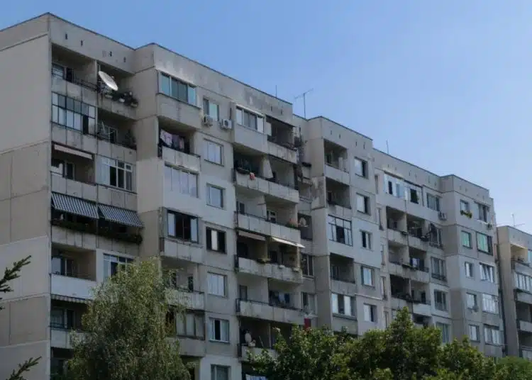 Такса от 80 евро за регистрация на домоуправител влиза в обсъждане 1