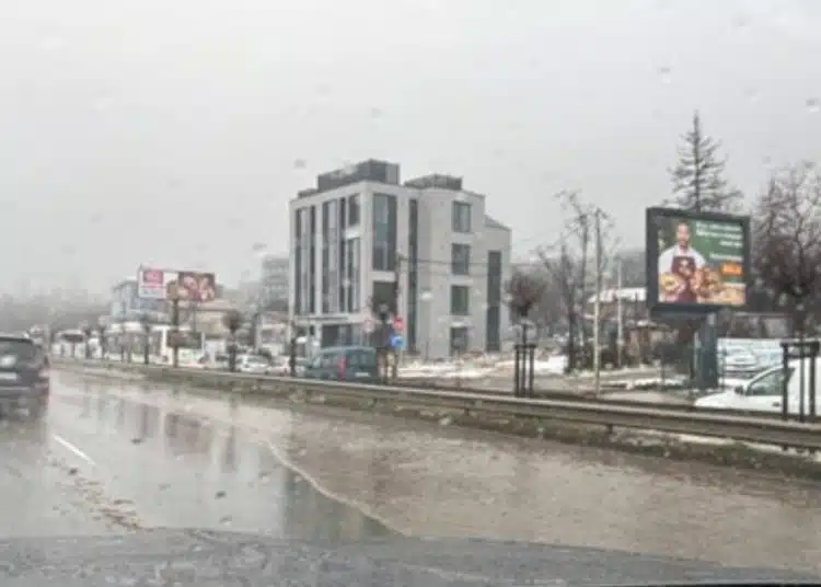 Пороите наводниха улици в София, има затворен участък от Околовръстното 1